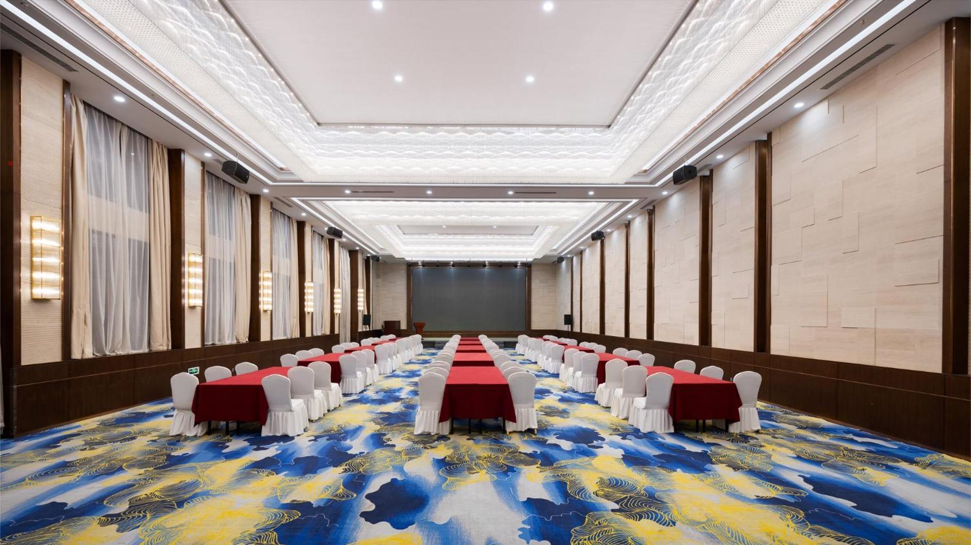 Holiday Inn Express Zhengzhou Airport By Ihg Xinzheng  Екстериор снимка
