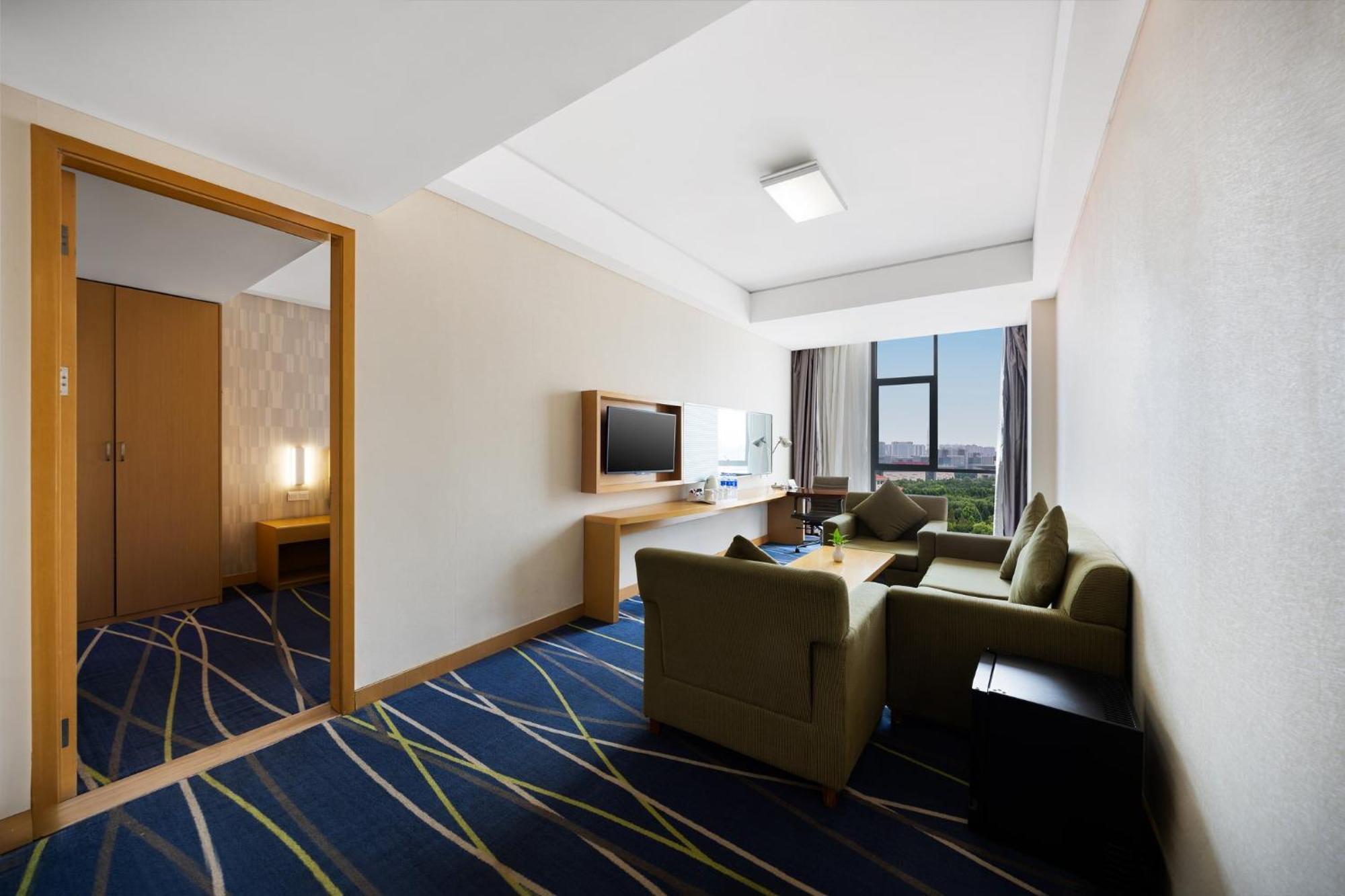 Holiday Inn Express Zhengzhou Airport By Ihg Xinzheng  Екстериор снимка