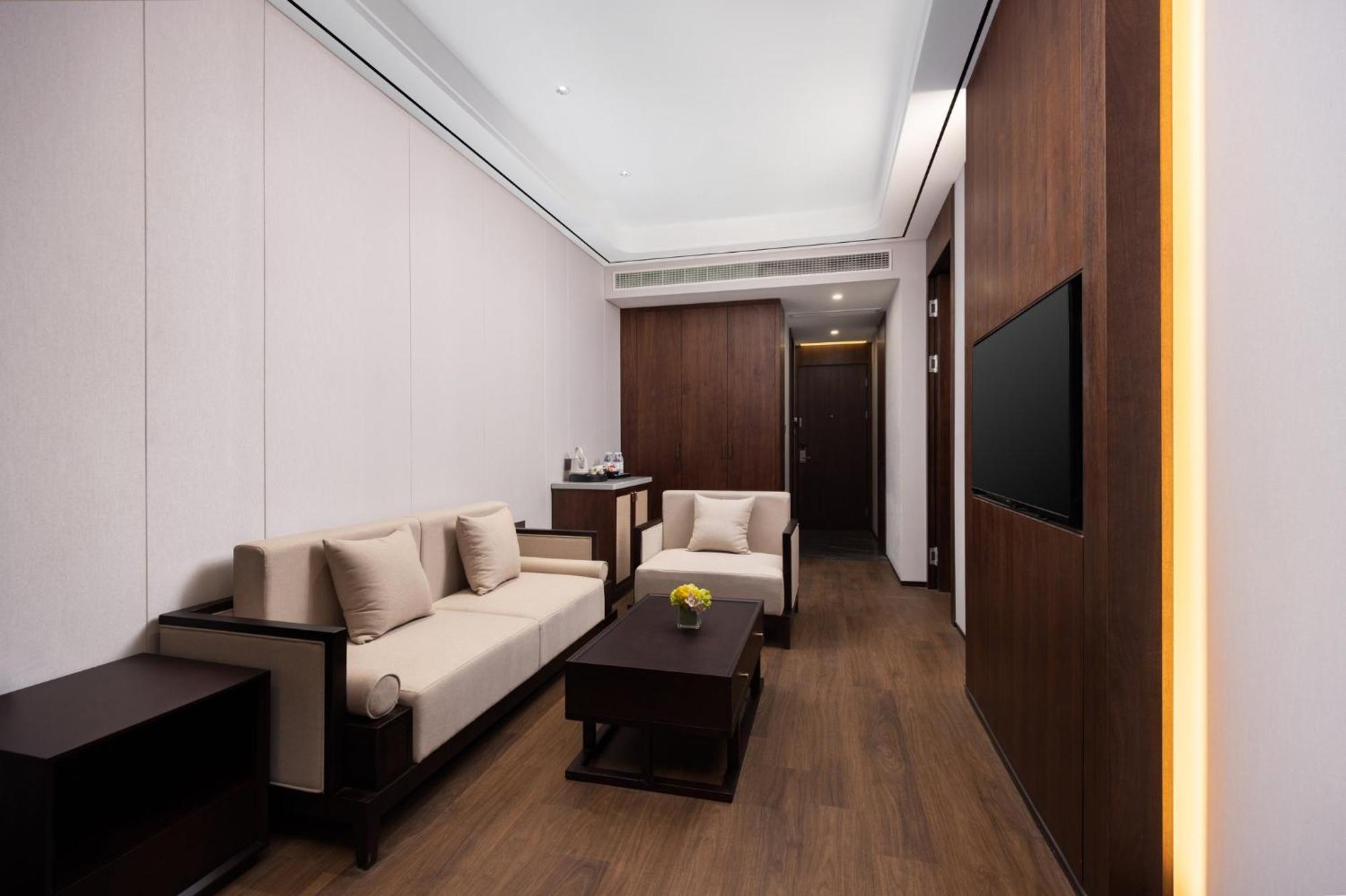 Holiday Inn Express Zhengzhou Airport By Ihg Xinzheng  Екстериор снимка